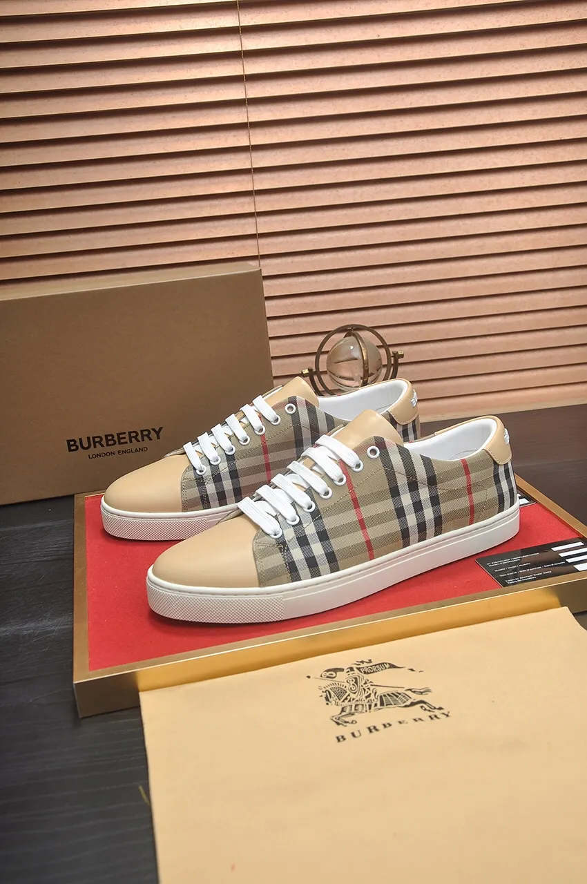 Men's shoes💰480💶[Burberry] (cowhide lining) classic low-top sneakers｜Imported cowhide with classic plaid fabric｜Cow leather lining｜Original outsole｜Fine workmanship and comfortable to wear Size: 38-44 (customized at 45)